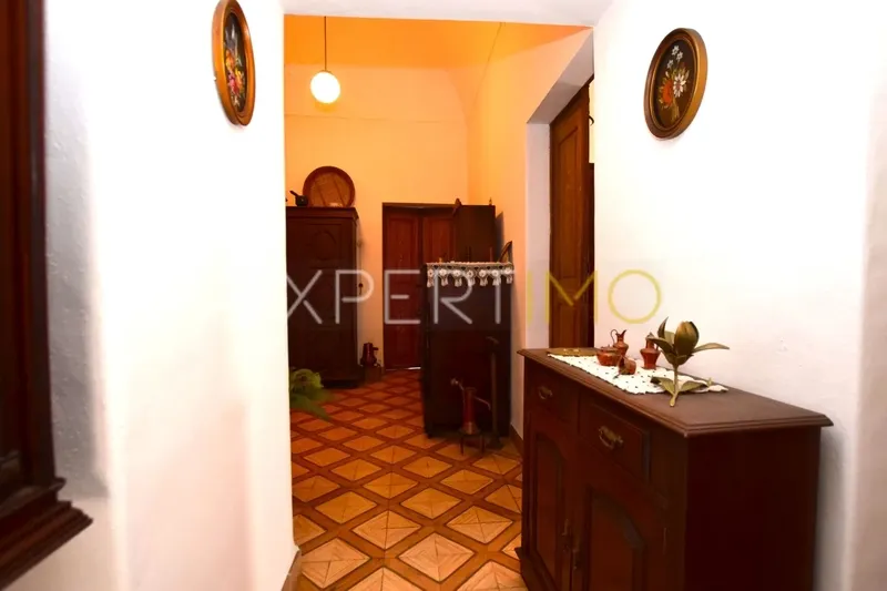 Property photo 1 of 25 Img 0