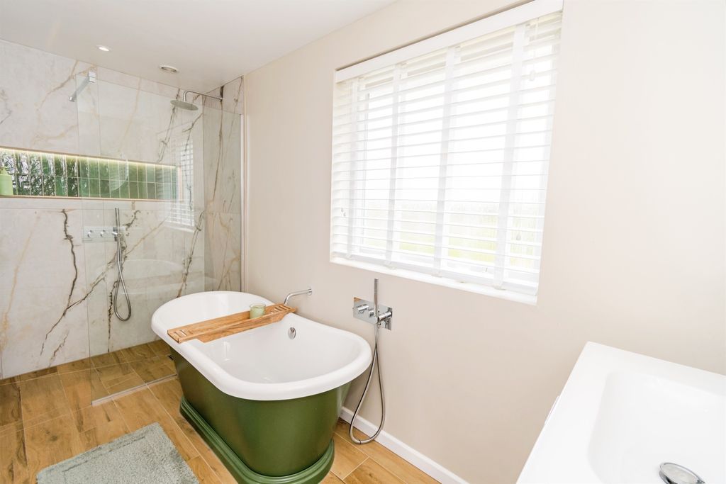 Property photo 3 of 12 Outside