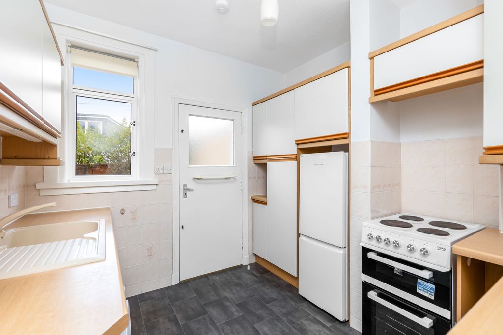 Property photo 3 of 11 Property Image 3