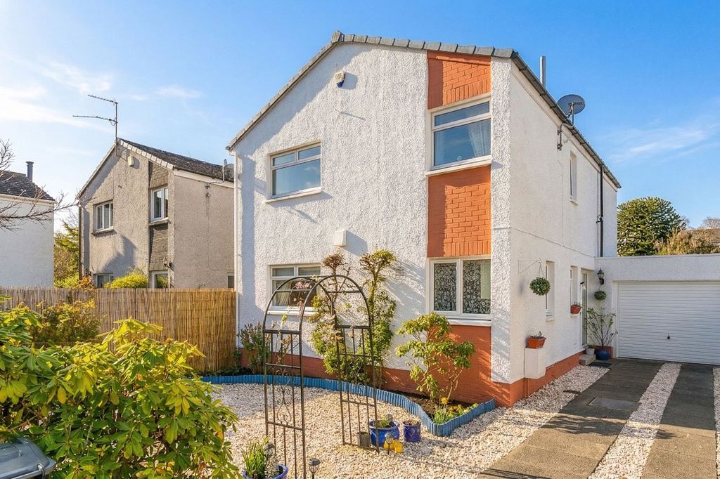 Property photo 1 of 37