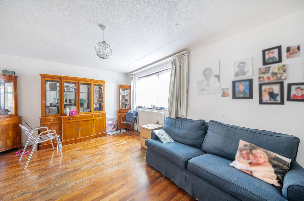 Property photo 2 of 9 1439310-6-69Ddfe3...