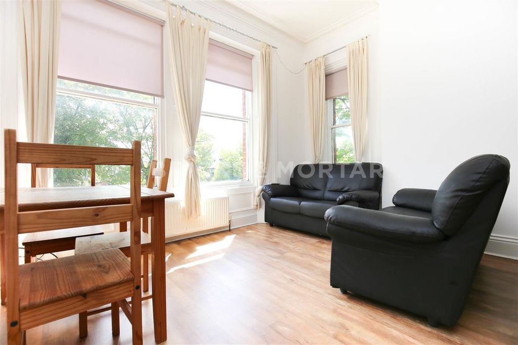 Property photo 1 of 6 hD0-Zwhxquclhxnmqf6K6Rw9Sw8.Jpg