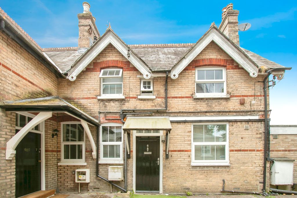 Property photo 1 of 16 Photography