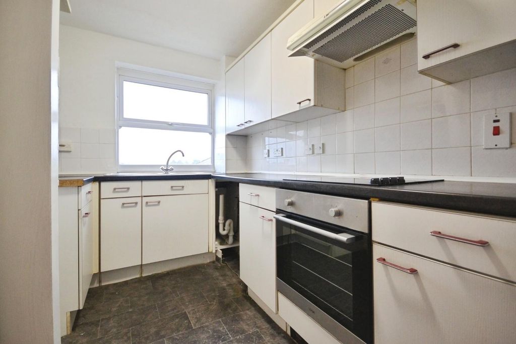 Property photo 3 of 12 924328Ec-Dsc_0001.Jpg