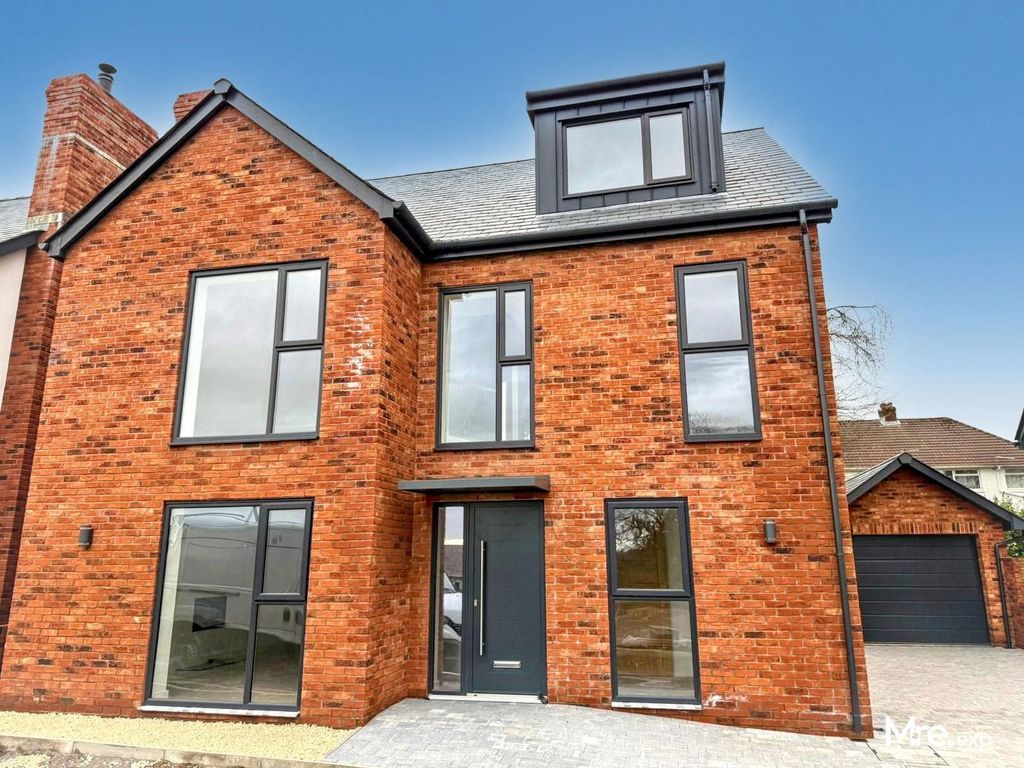 Property photo 1 of 34