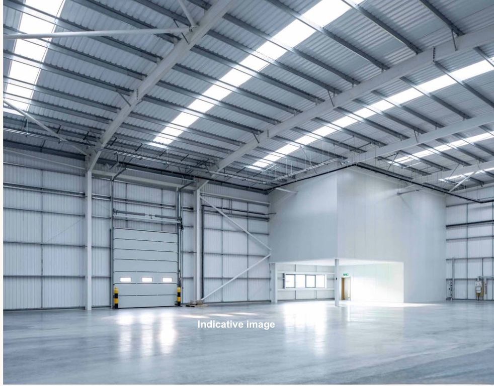 Property photo 2 of 4 Tungsten Park, Frimley