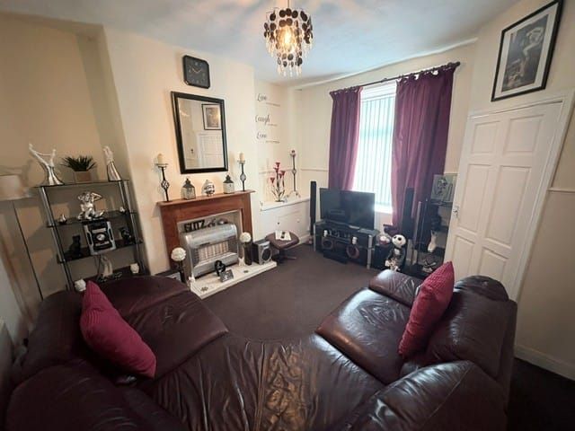 Property photo 3 of 5