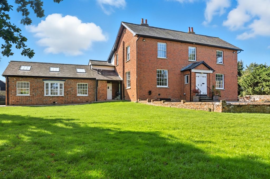 Property photo 1 of 31 Picture No. 72