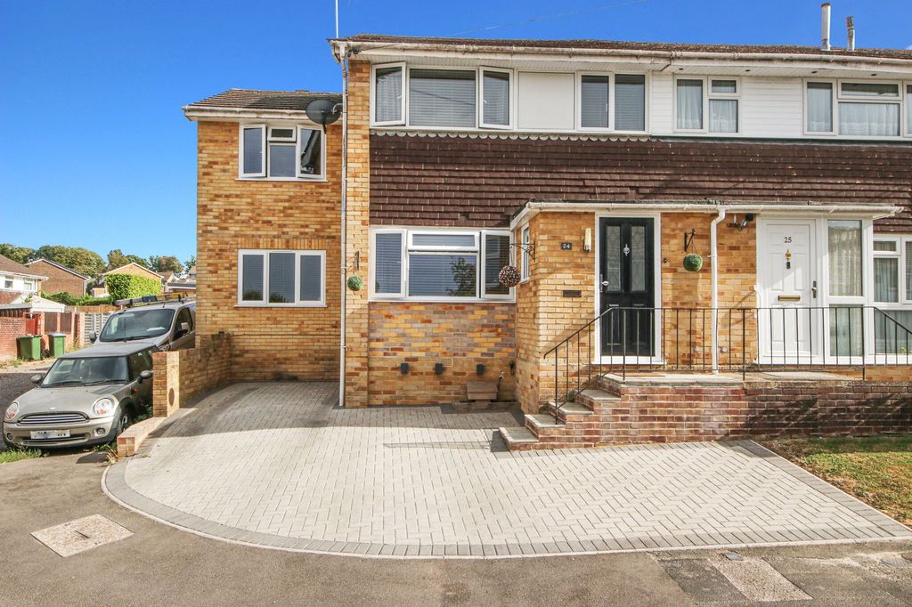 Property photo 1 of 21