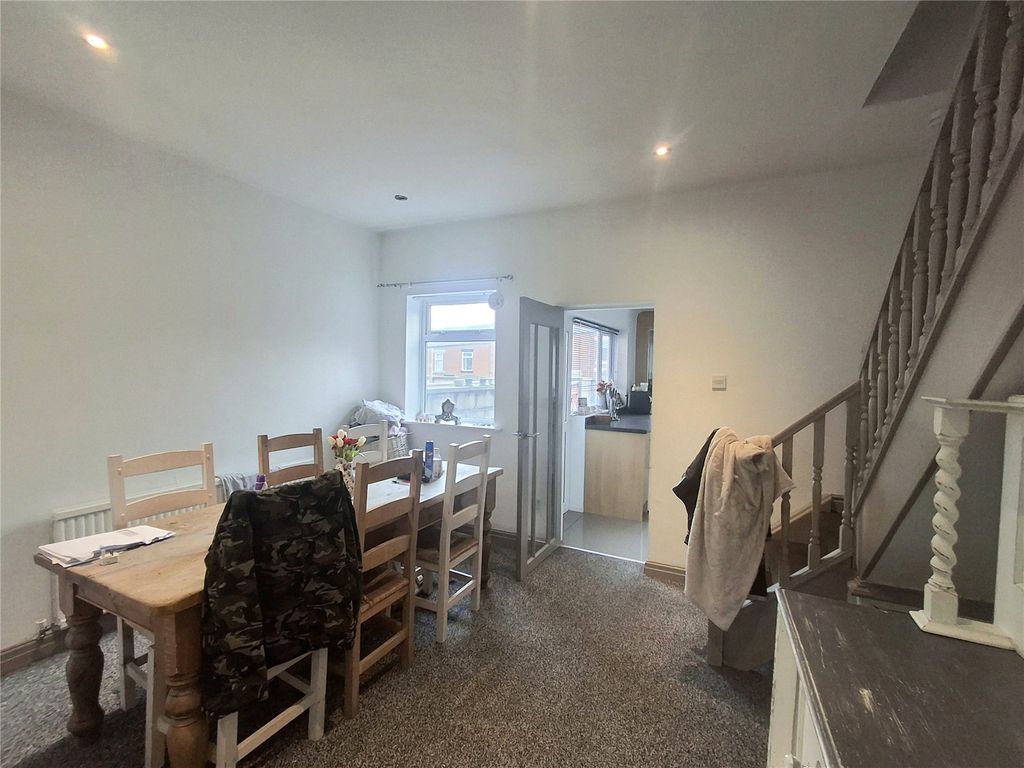 Property photo 3 of 8 Picture No. 07