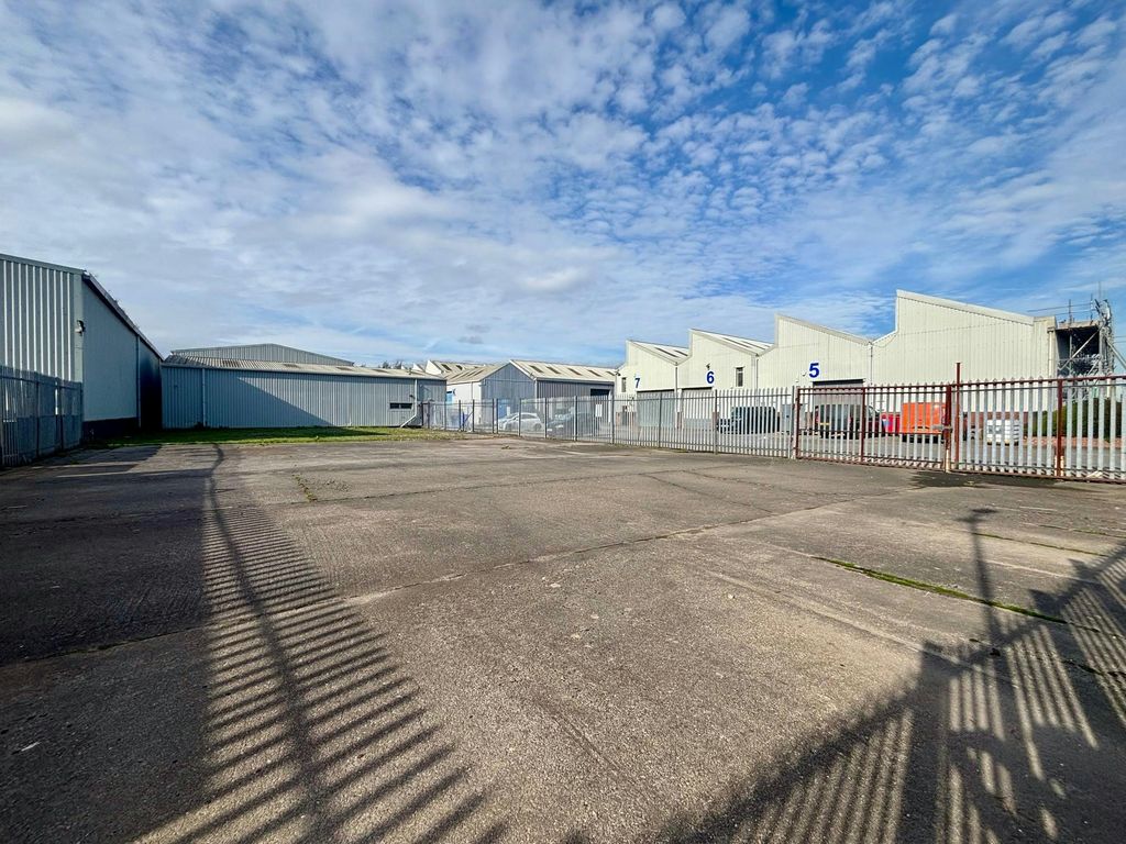 Property photo 2 of 3 Compound B St Catherines 01.Jpg