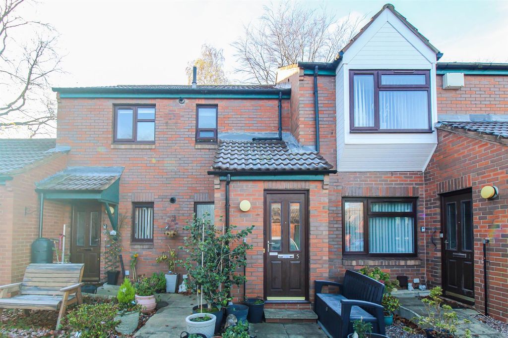 Property photo 1 of 6