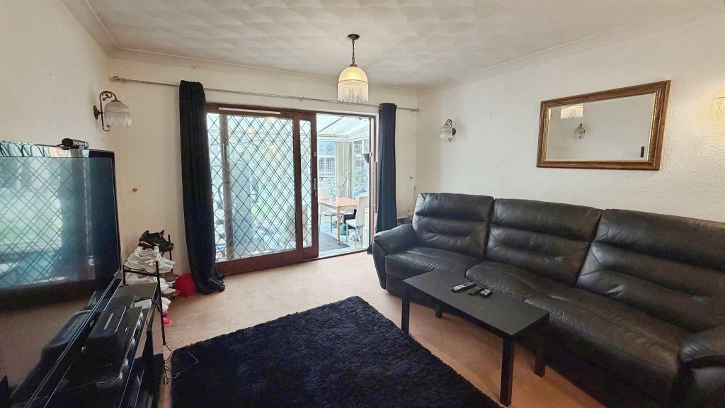 Property photo 3 of 19