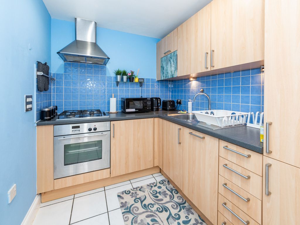 Property photo 1 of 17