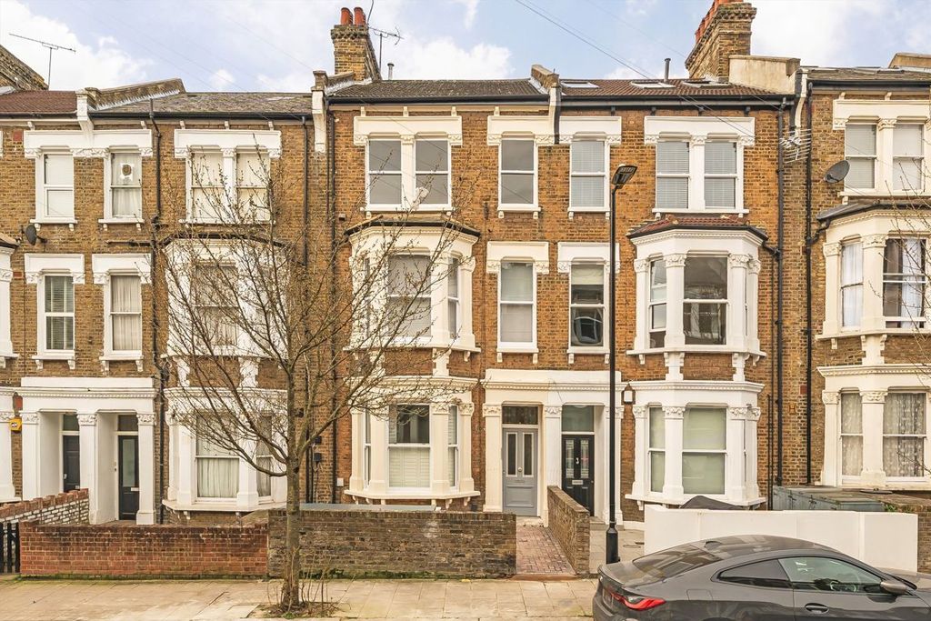 Property photo 1 of 5