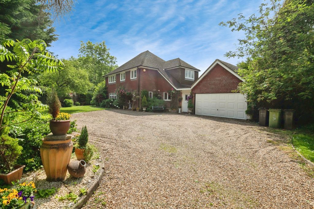 Property photo 1 of 60 Front View