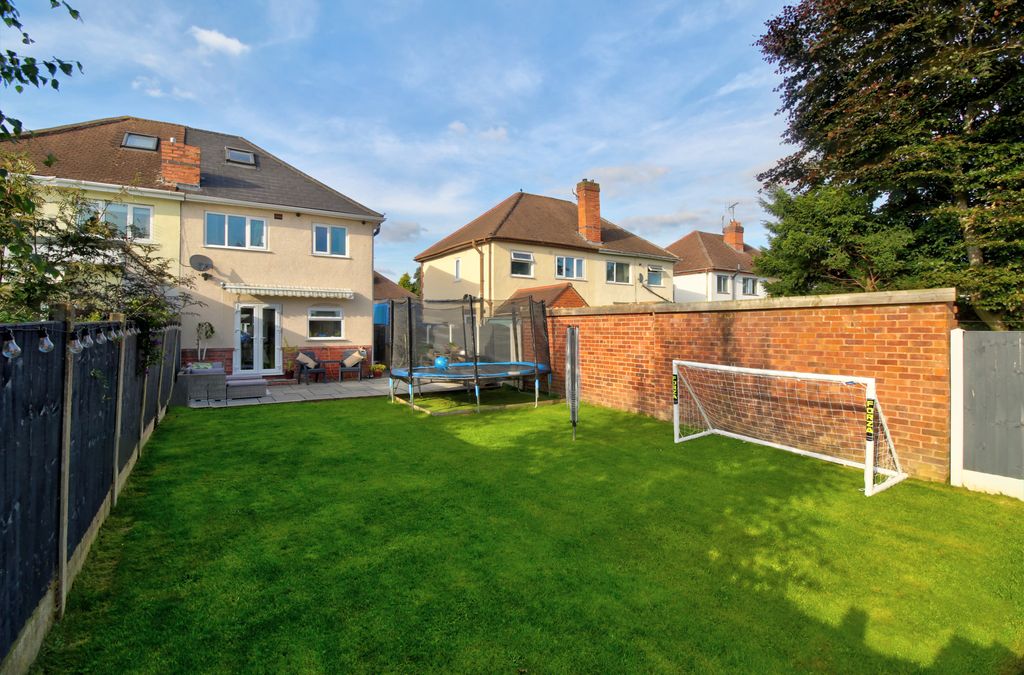 Property photo 2 of 16 Rear