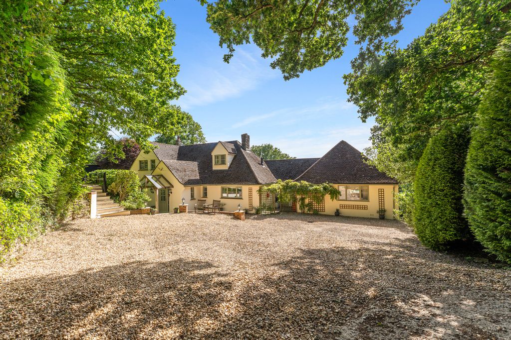 Property photo 1 of 22