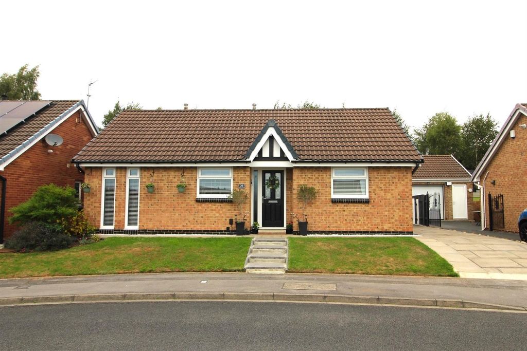 Property photo 1 of 23