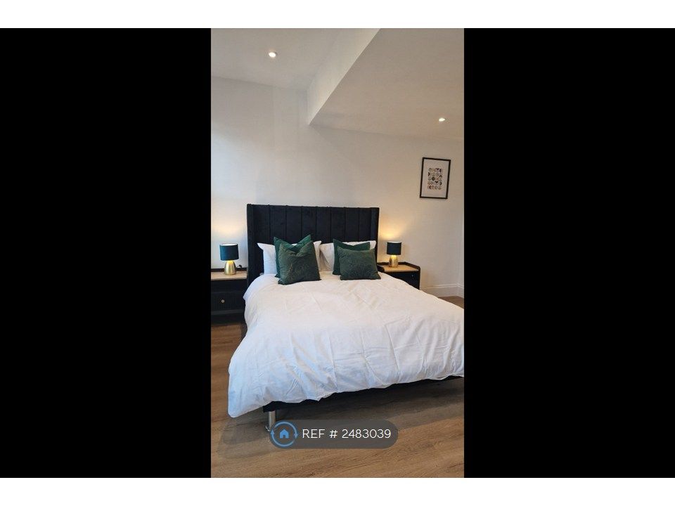 Property photo 1 of 3