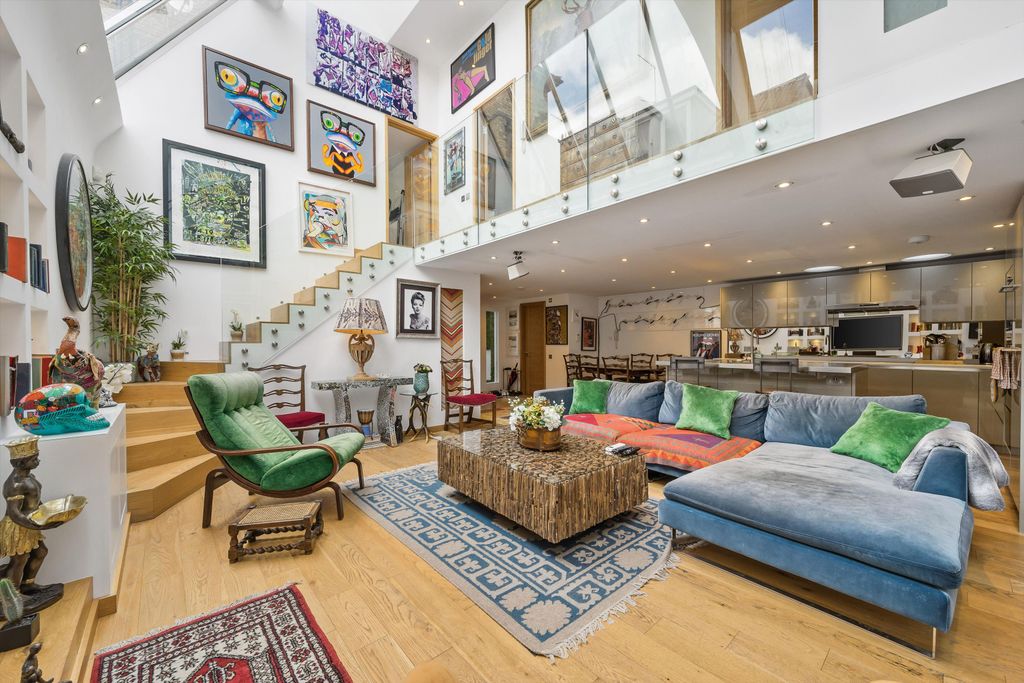 Property photo 1 of 12 Image