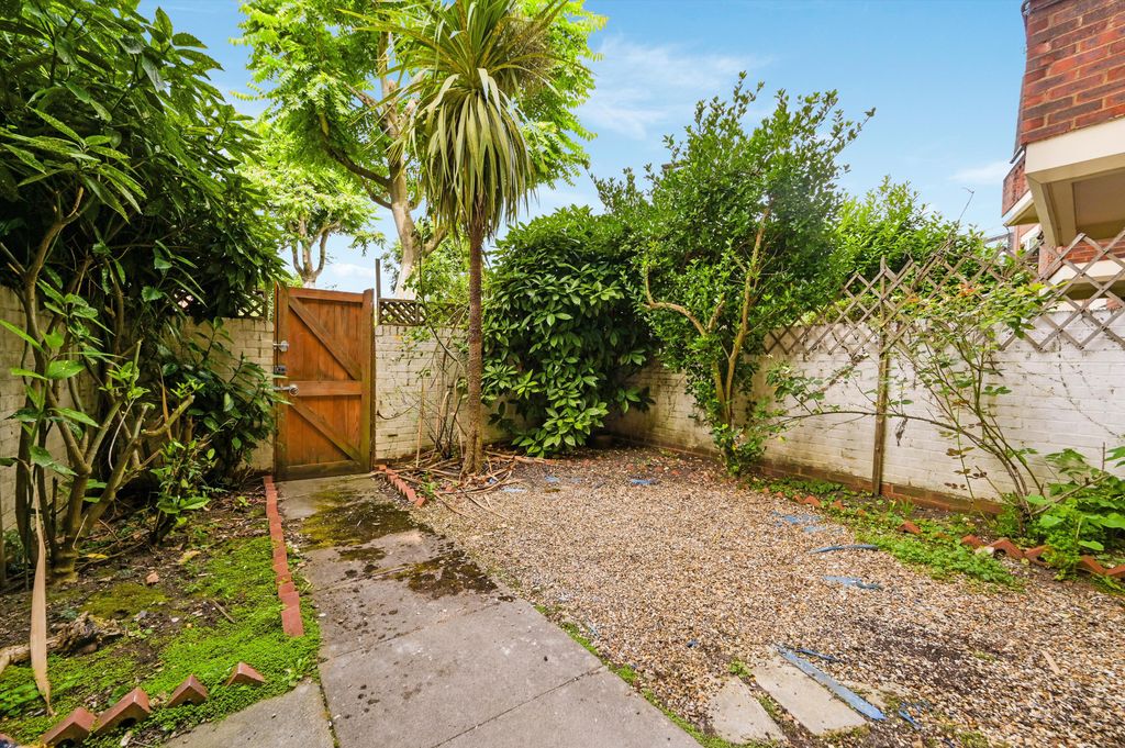 Property photo 3 of 13 Image