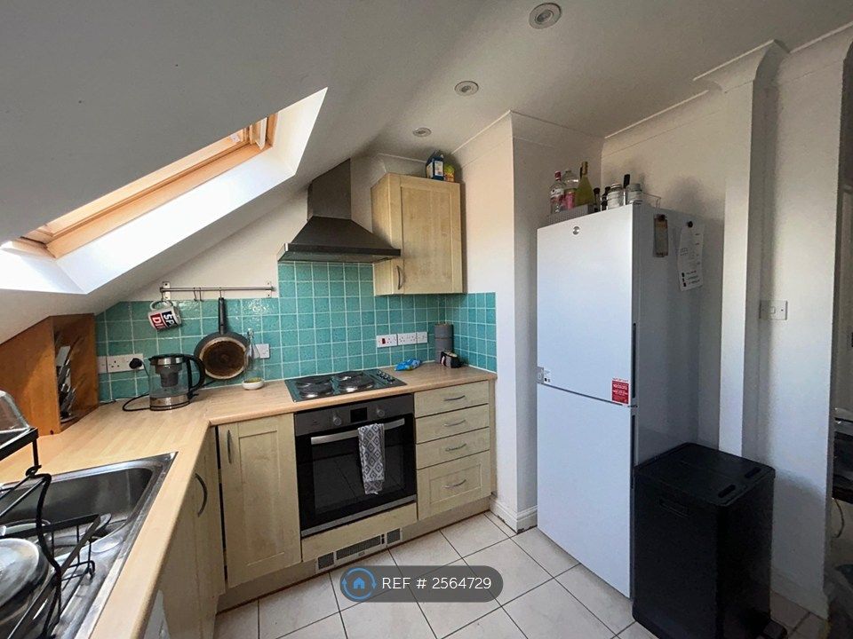 Property photo 3 of 13