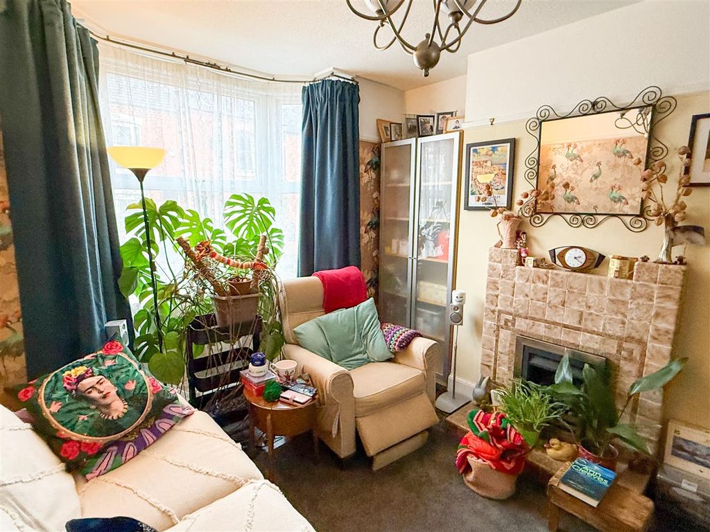 Property photo 3 of 15 0227Lounge1.Jpg