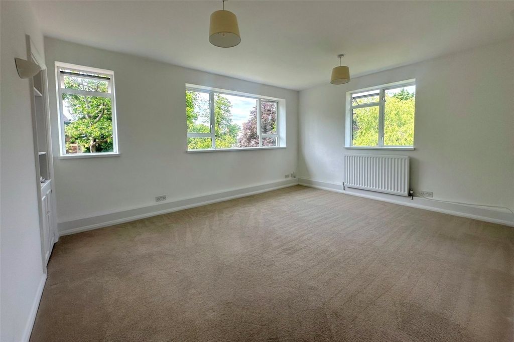 Property photo 2 of 12 Picture No. 07