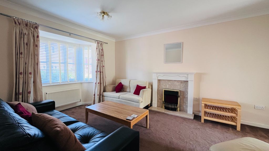 Property photo 3 of 13