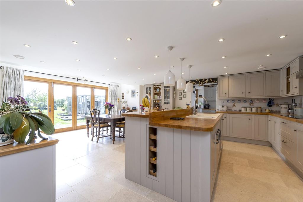 Property photo 3 of 46 Dsc_3382.Jpg