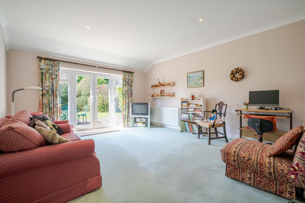 Property photo 1 of 10 Image