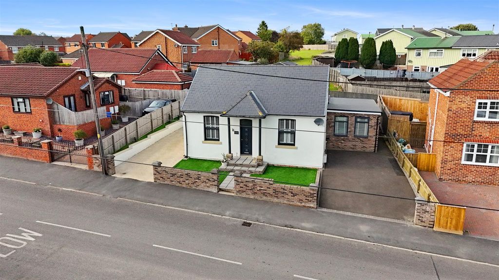 Property photo 1 of 30