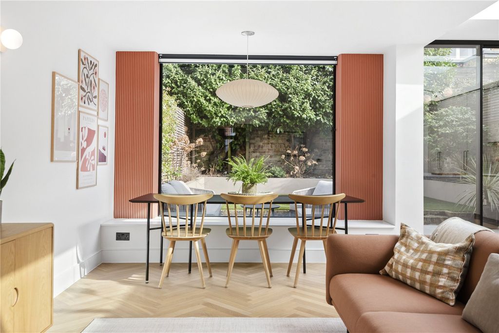 Property photo 3 of 18 Picture No. 07