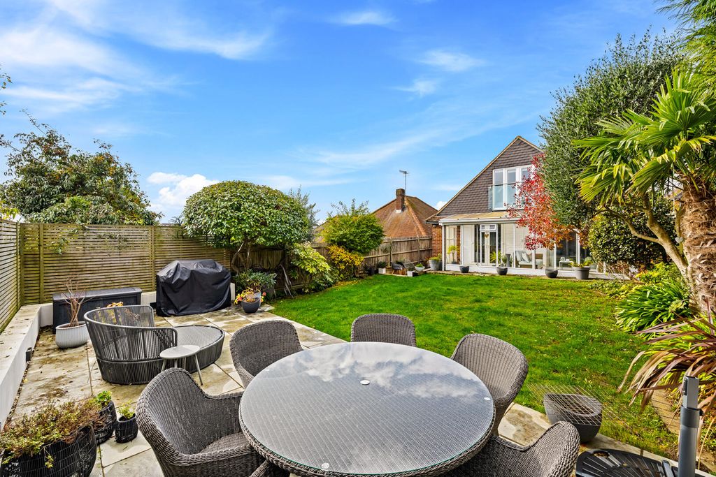 Property photo 1 of 16 Rear Garden