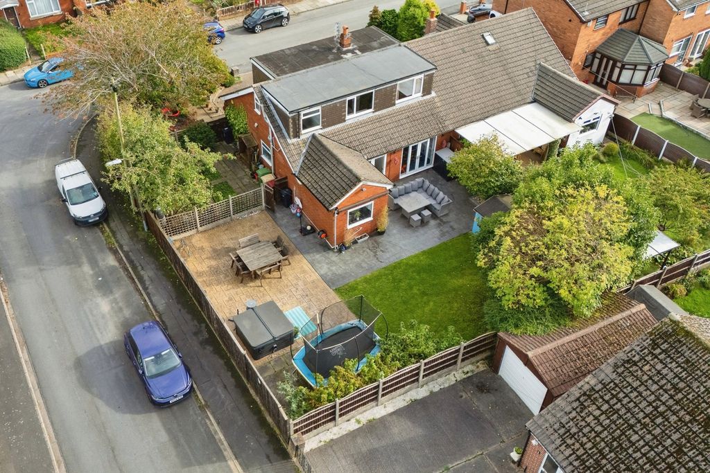 Property photo 1 of 26 Pbox-Img.Jpg