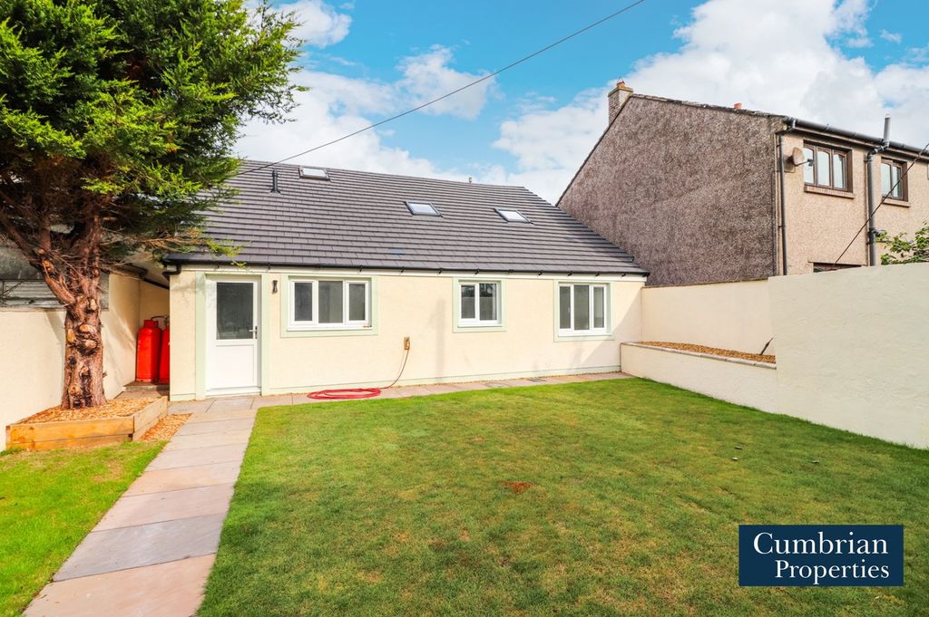 Property photo 1 of 22 External