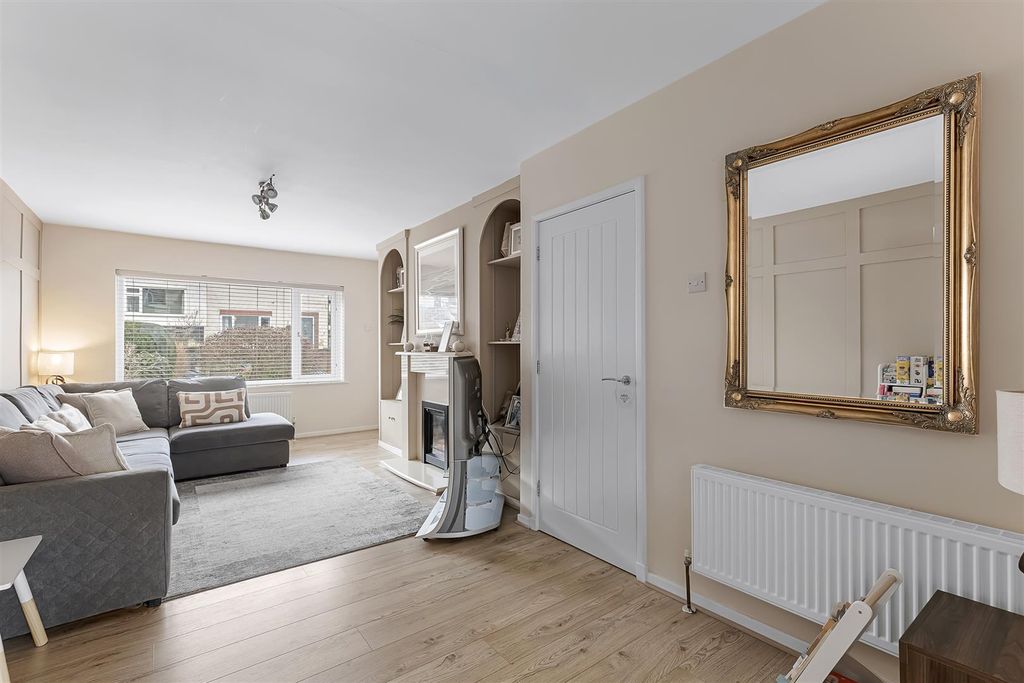 Property photo 3 of 20 Living Area 2.Jpg