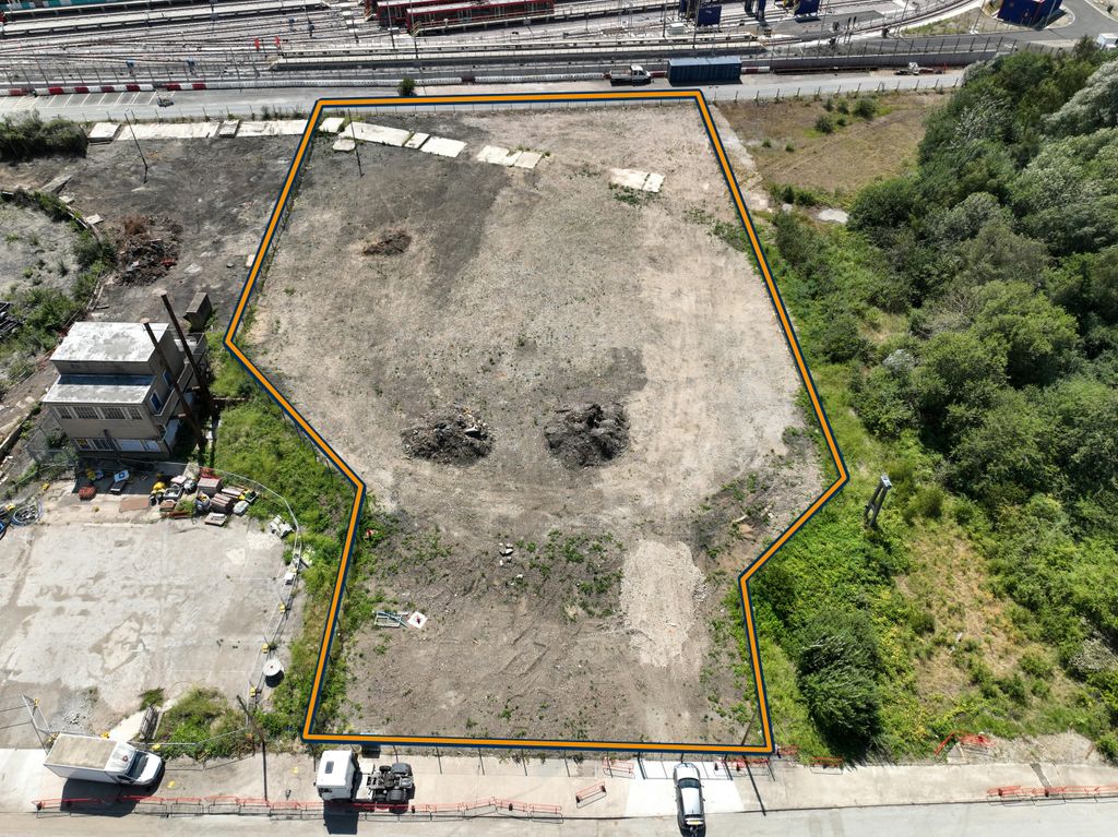 Property photo 3 of 8 Outlined Dji_20260711132640_0003_V.Png