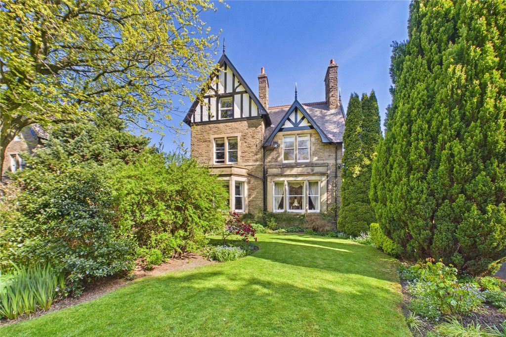 Property photo 1 of 44 Picture No. 69
