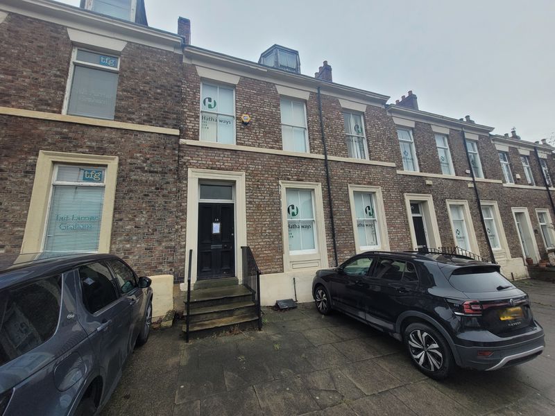 Property photo 1 of 24 Photo 10