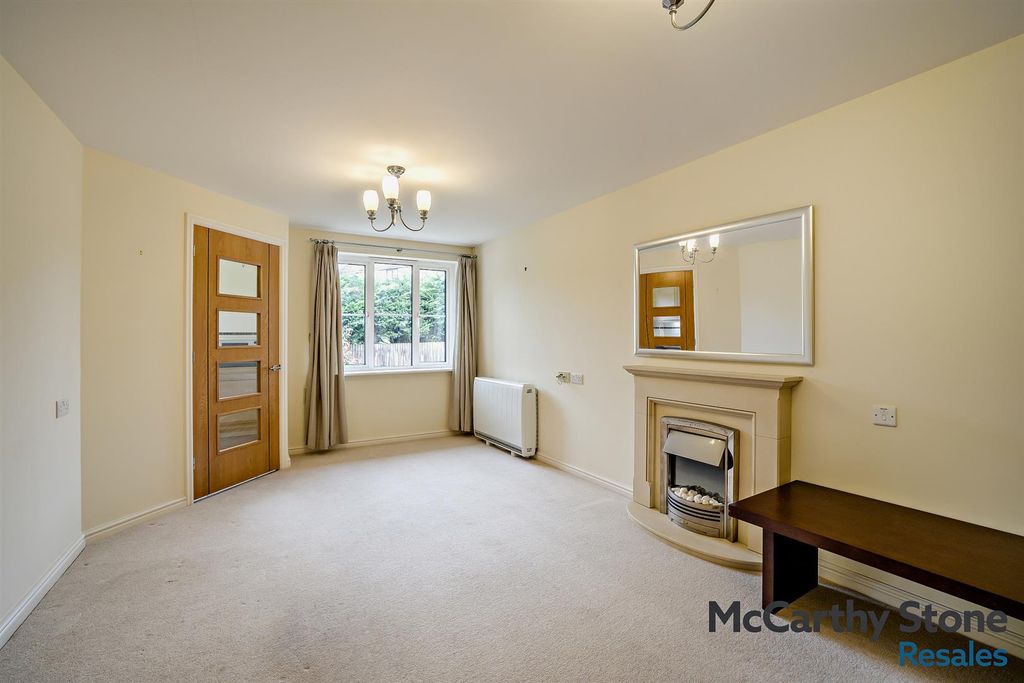 Property photo 3 of 14 Living Room: