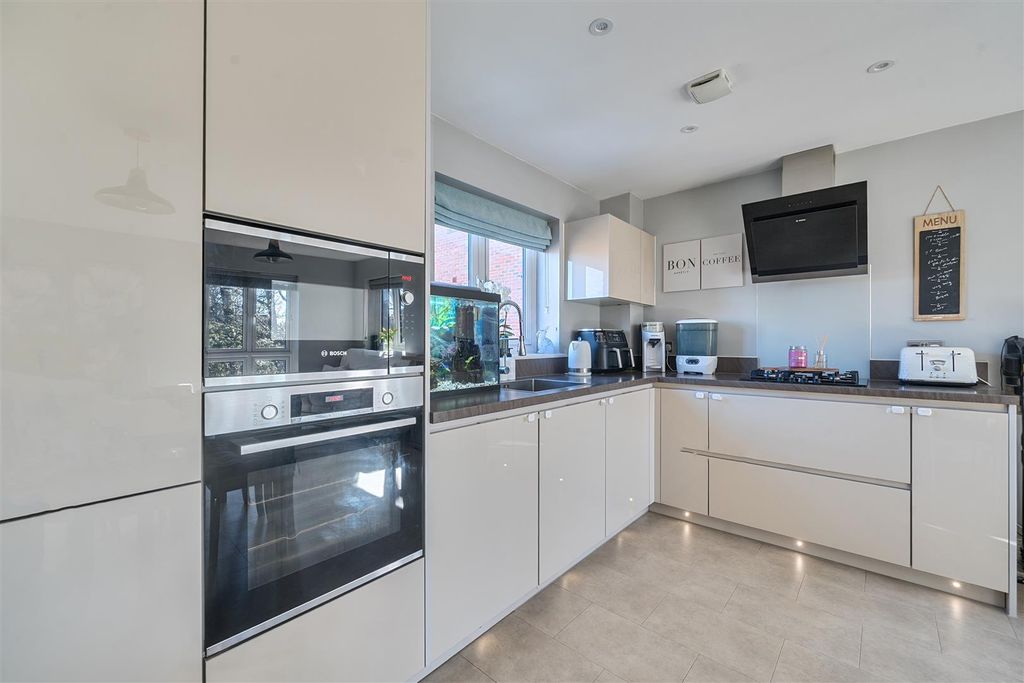 Property photo 2 of 16 1430016-15-69Badf8c65E37.Jpg