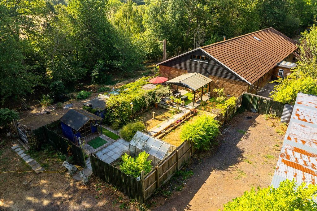 Property photo 2 of 38 Front
