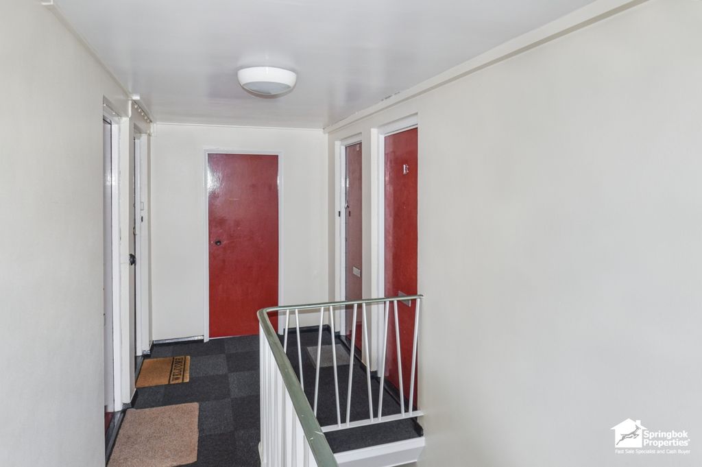 Property photo 2 of 18 Image 1