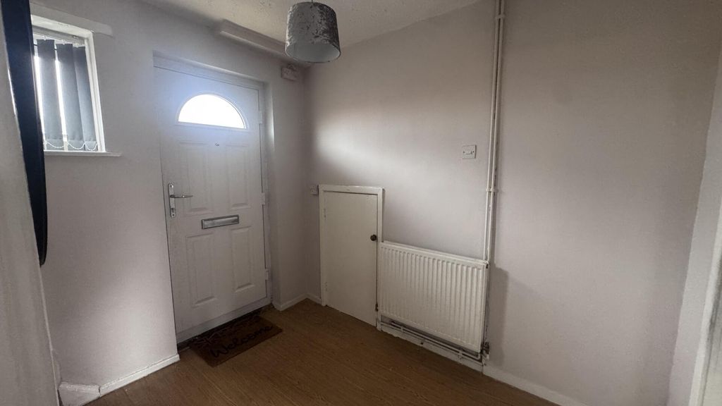 Property photo 3 of 23 Hallway