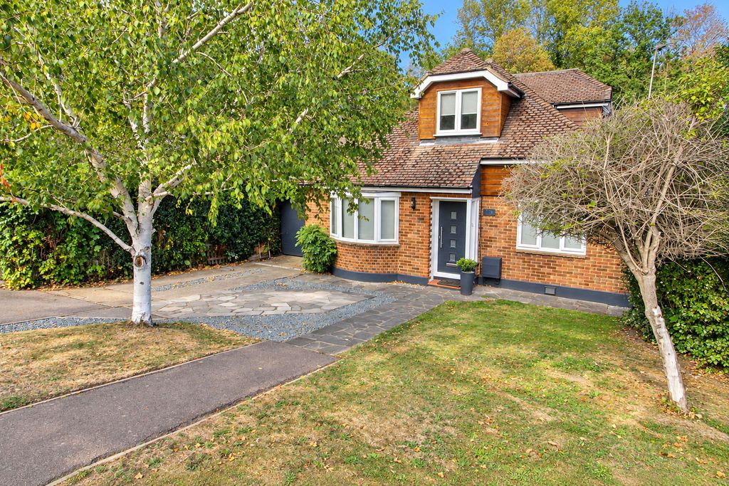 Property photo 1 of 25 Photo 12