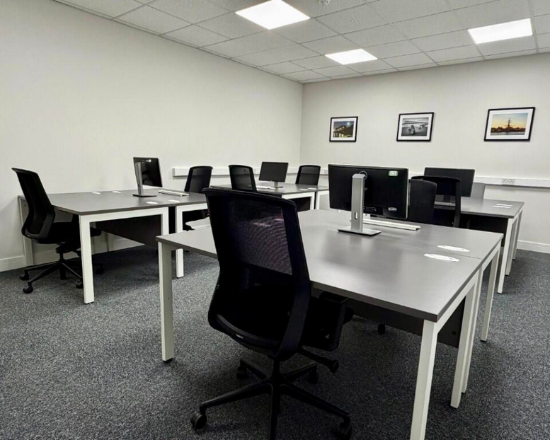 Property photo 3 of 78