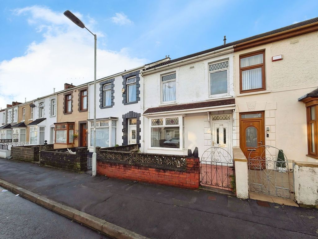 Property photo 1 of 30