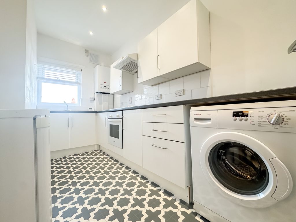Property photo 2 of 13 Pearl Street Ewemove Saltburn-11